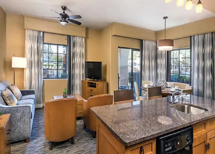 Beautiful In Legacy Golf - 2bd Sleeps * Phoenix